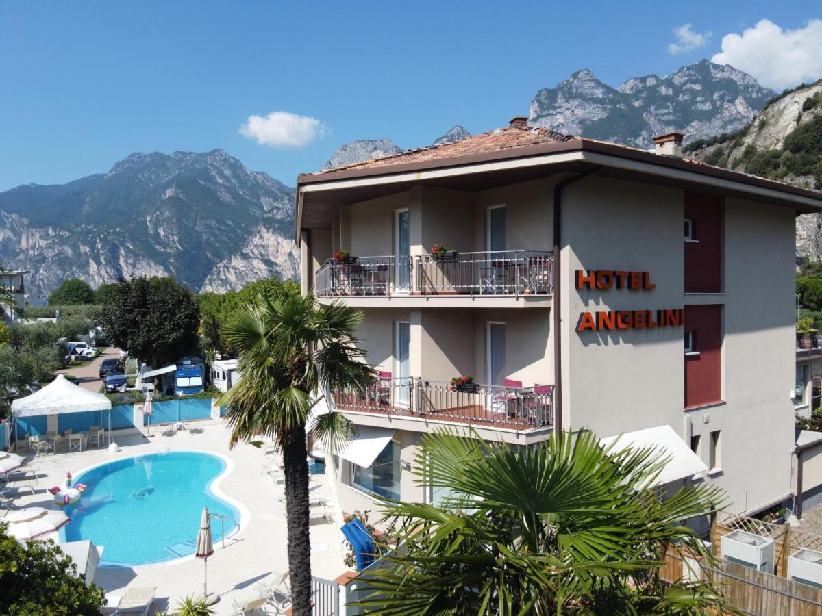 Hotel Angelini Torbole Sul Garda Buitenkant foto